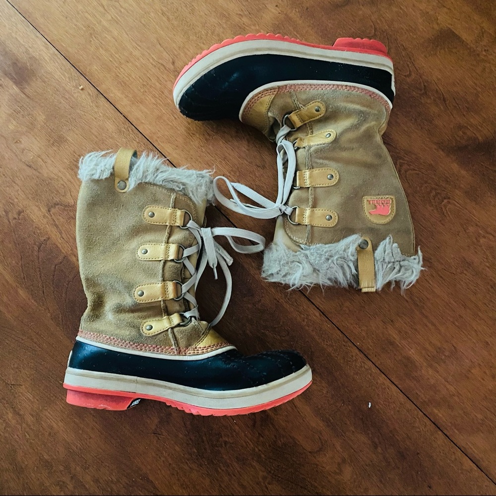 Sorel Joan of Artic